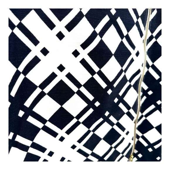 Talbots Women’s 2 Black White Skirt Pencil Zip Geometric Straight Office Career - Picture 7 of 12